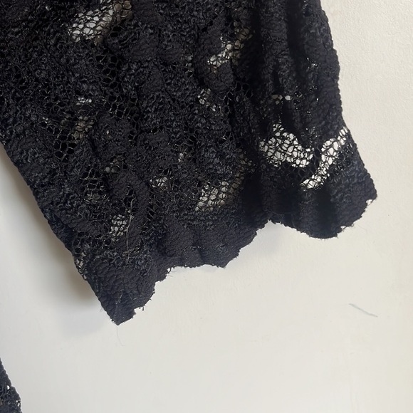 Plus Size Lace Dress - Picture 5 of 5